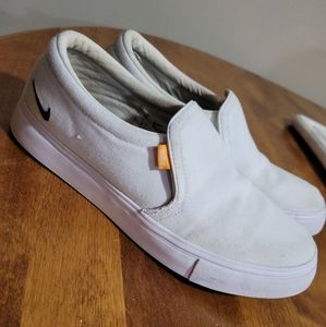 Womens  Nike Slip On Shoe